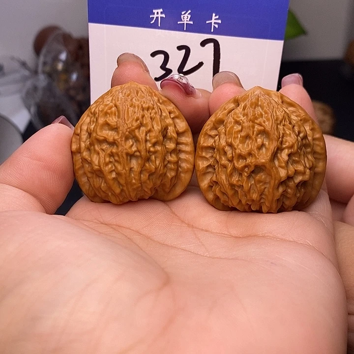 桃核吊坠金牛39有修s