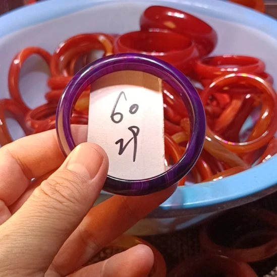 玛瑙/玉髓未镶嵌手镯