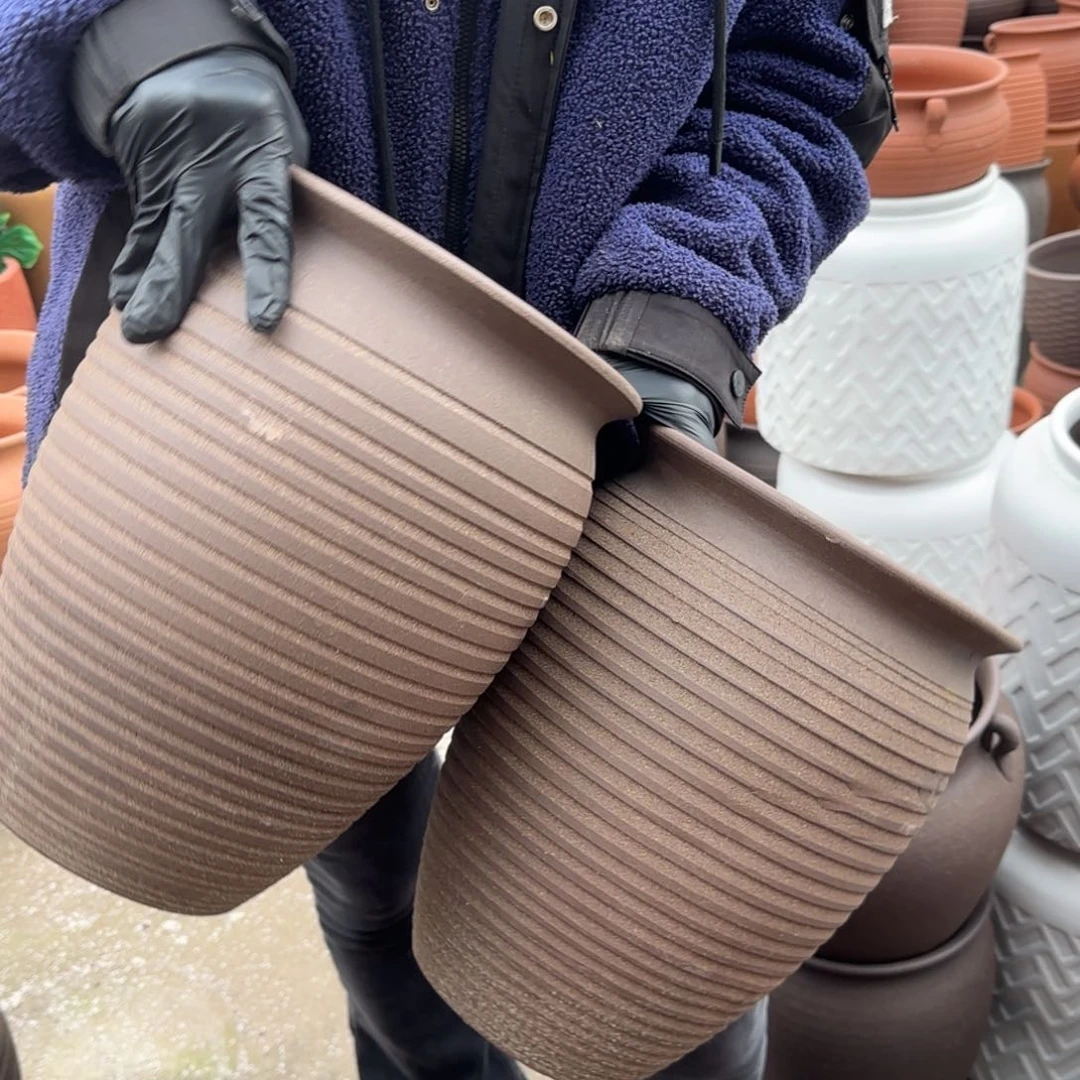 紫砂花盆口25高35宜兴紫砂瑕疵底部火裂