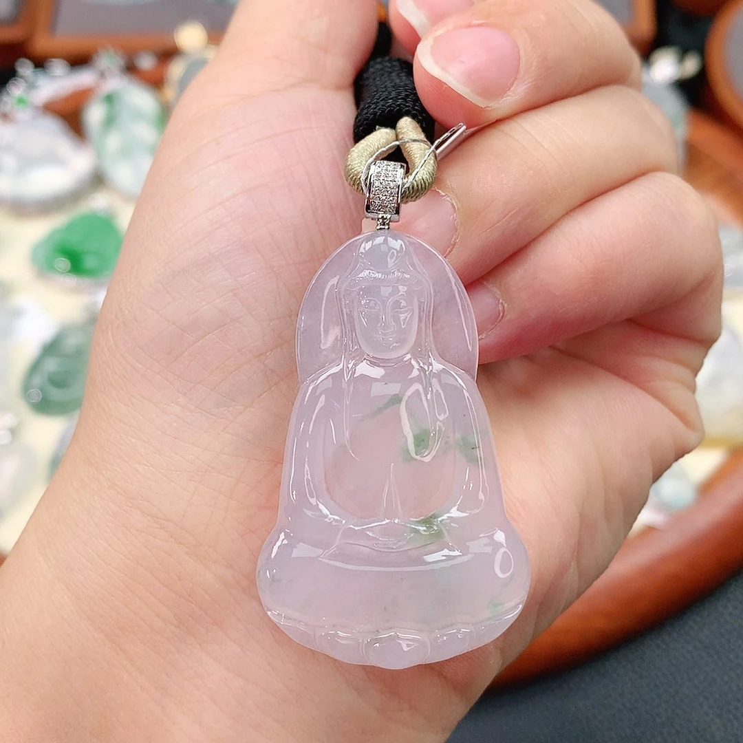 颈饰18K金镶嵌翡翠素衣观音