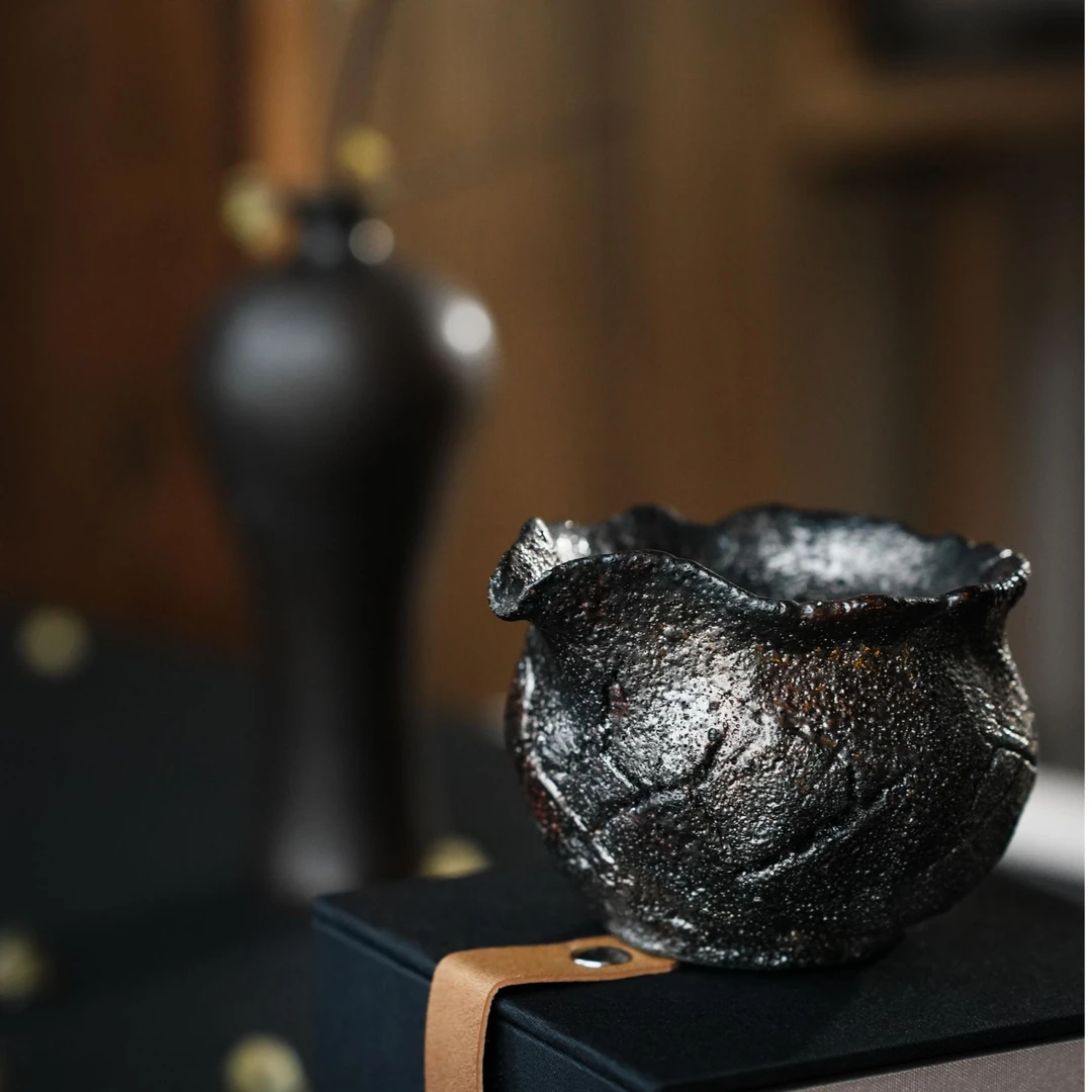 荥经黑砂公道杯【关雎】