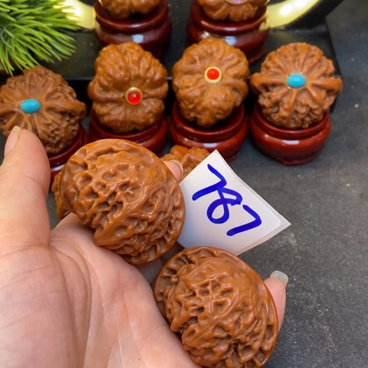 文玩核桃把件43宫灯杏787