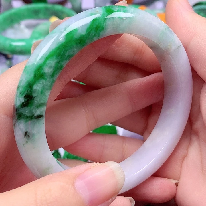 翡翠未镶嵌手镯翡翠手镯