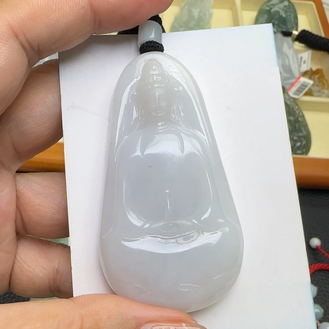 翡翠未镶嵌颈饰