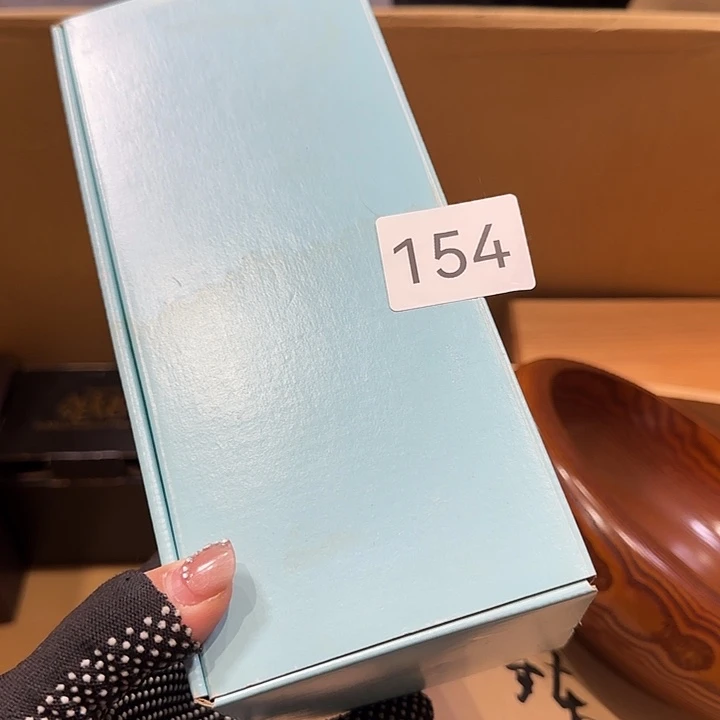 Y***i中古物品默认微瑕no退no换