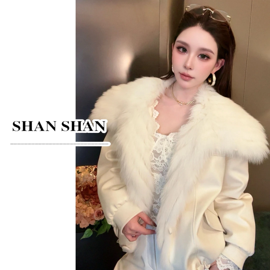 SS姗姗 冬季新品时尚大毛领保暖气质鹅绒服羽绒服 51170428-2410