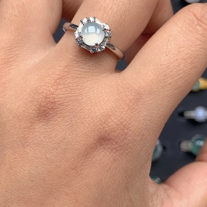 翡翠未镶嵌戒指戒指