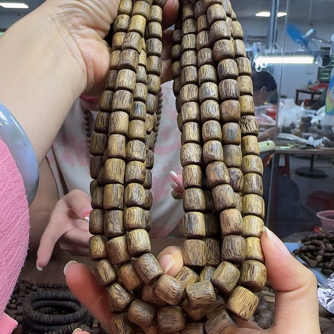 沉香手串多样性发货1条海南白棋树枝油999939