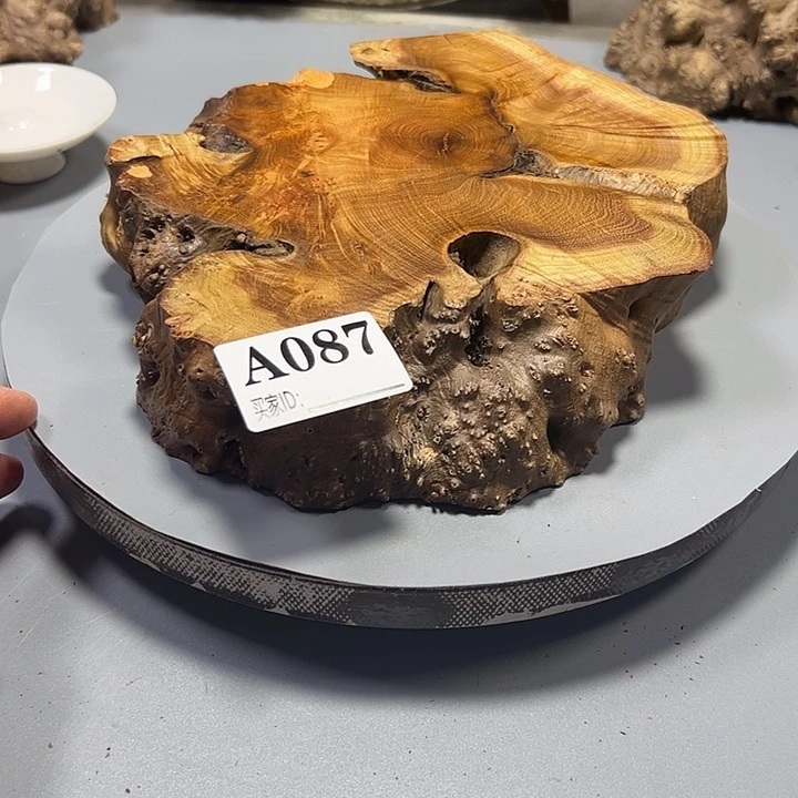 一***鹤大果紫檀（缅甸花梨）