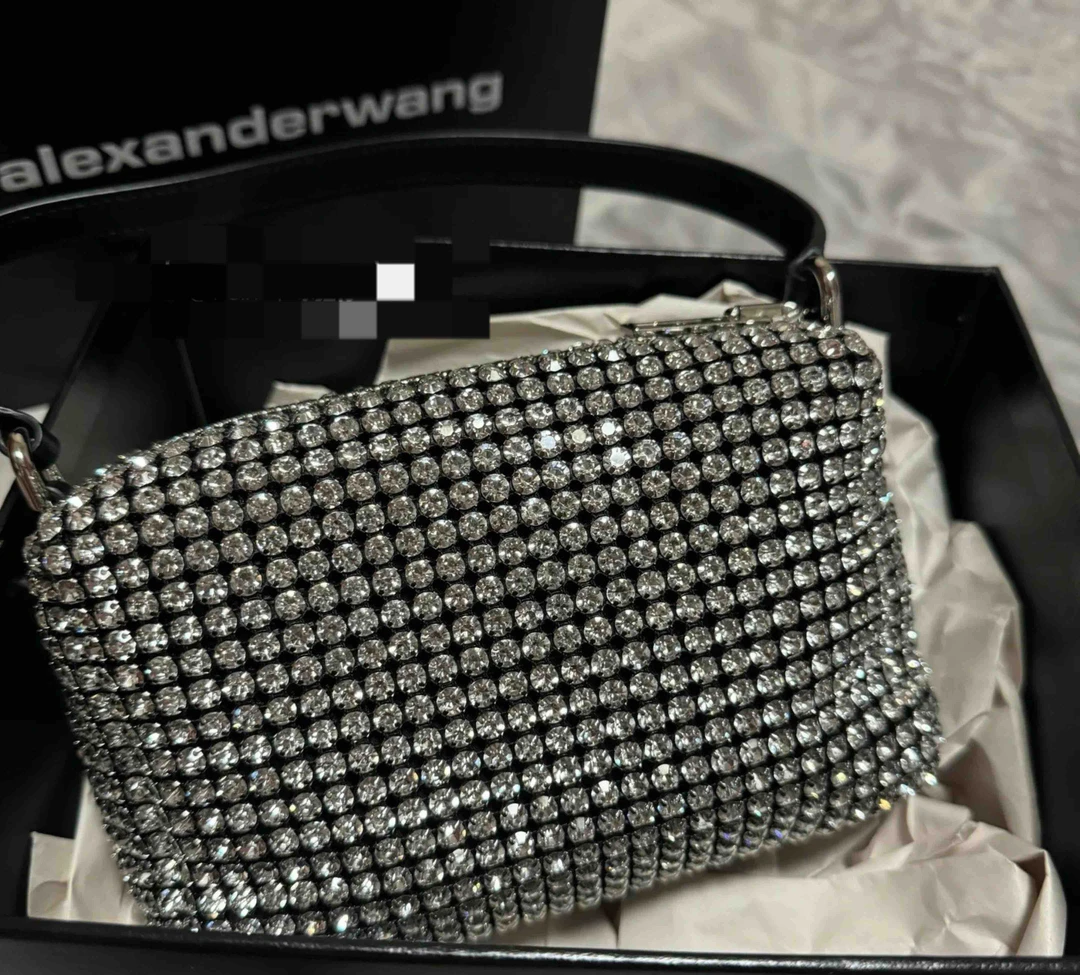 95新  亚历山大王 黑色水钻包 16cm 12119561