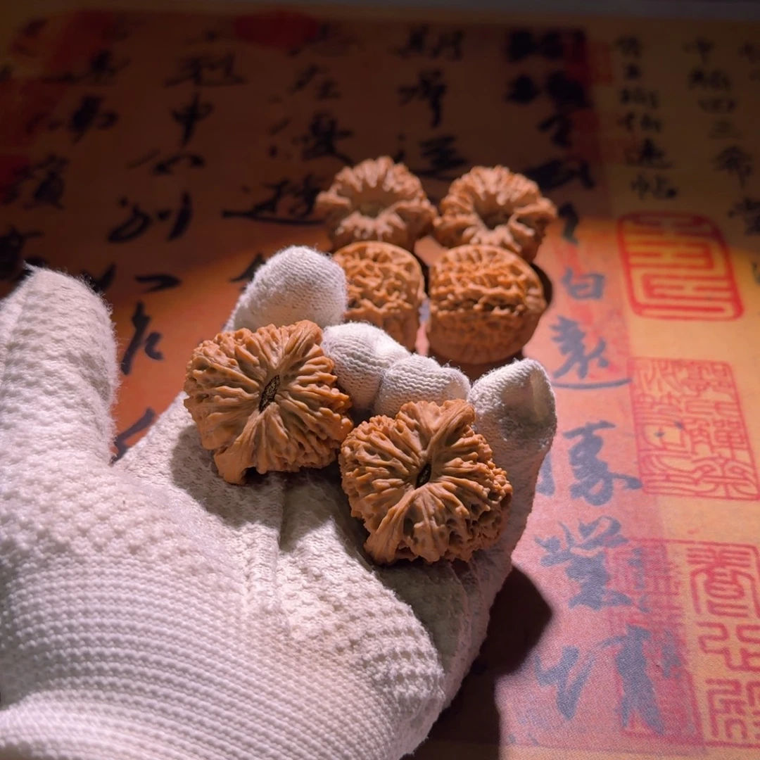 黄***备吊坠文玩核桃42南疆石