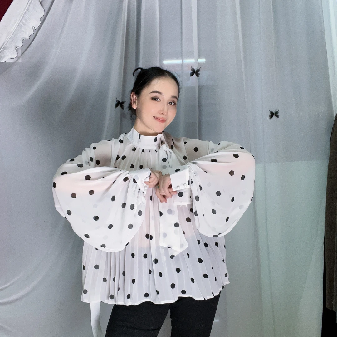 新款女装时尚长袖衬衫