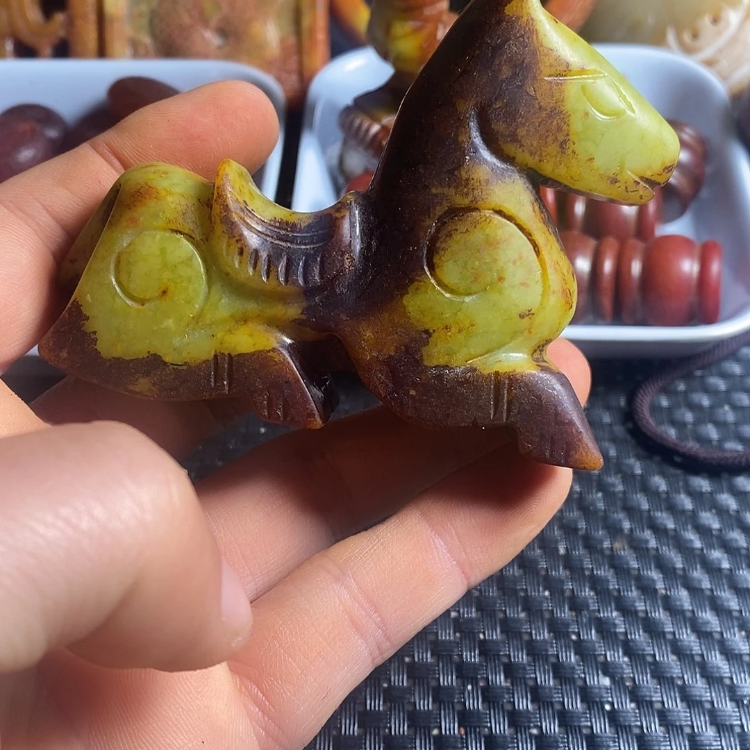 岫玉未镶嵌珠宝奇石