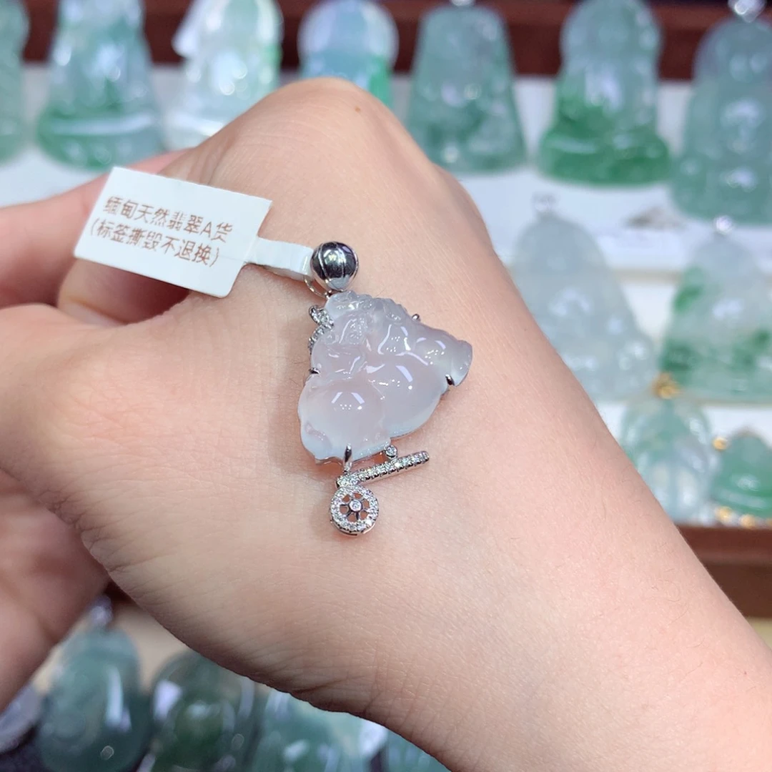 吊坠(不含链)18K金镶嵌翡翠天然缅甸A货翡翠揭阳工吉祥如意