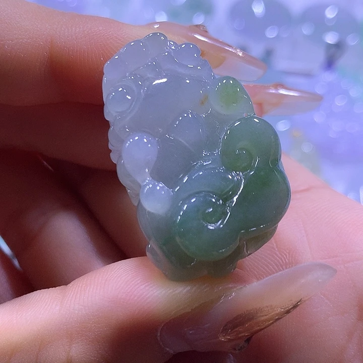 翡翠未镶嵌颈饰天然翡翠A货吊坠