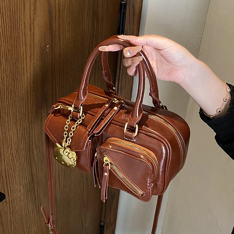 复古美拉德包包女款爆款2025新款时尚百搭斜挎包通勤手提波士顿包