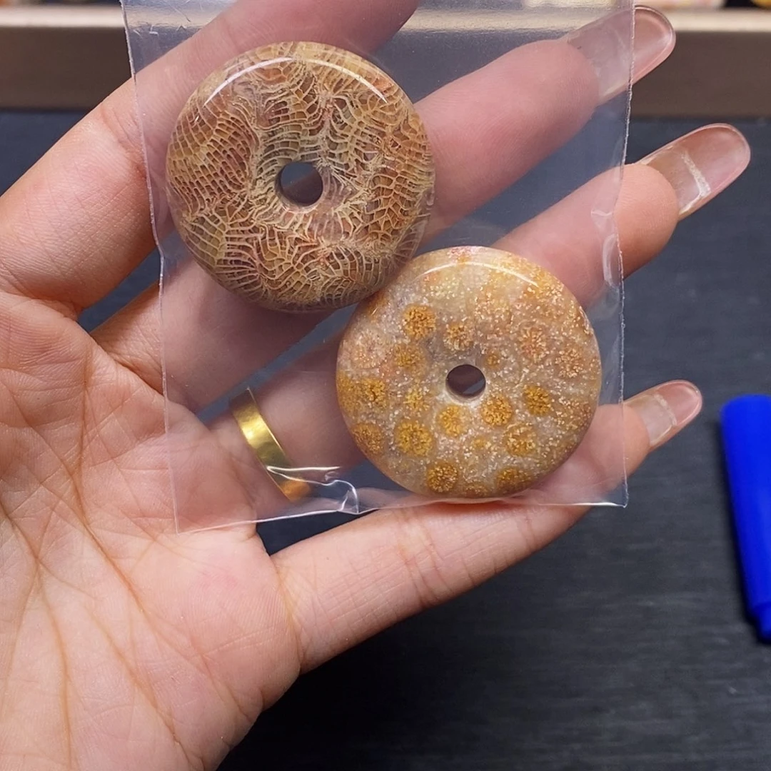 硅化玉颈饰合金百****流