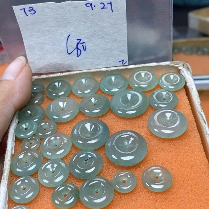 A***t定制翡翠未镶嵌不退