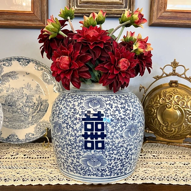 经典喜字罐手工拉胚釉下彩青花瓷罐花瓶/仿真大丽花单品