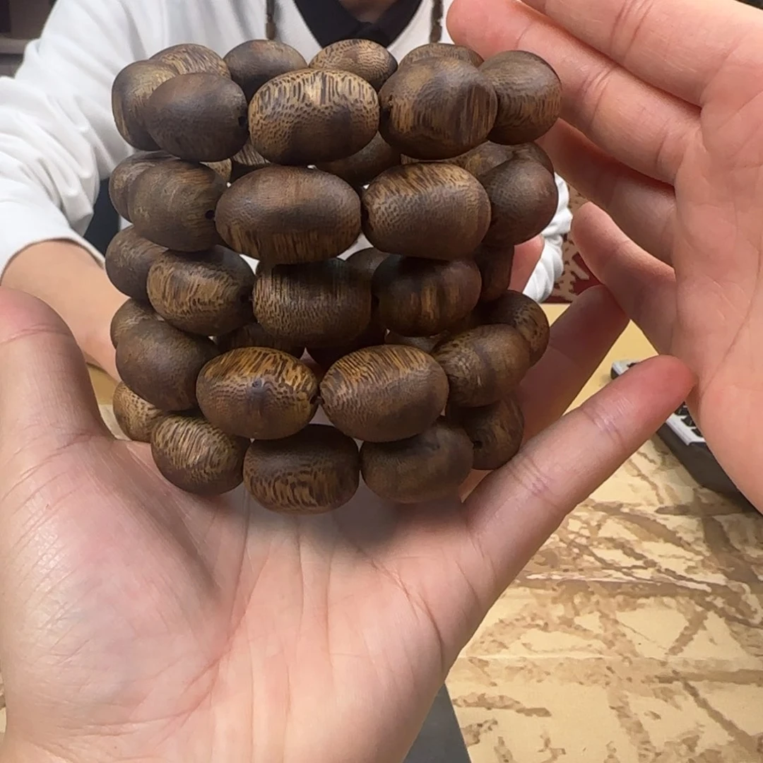 沉香手串绿棋陆河瘤疤多样性发货1条15克