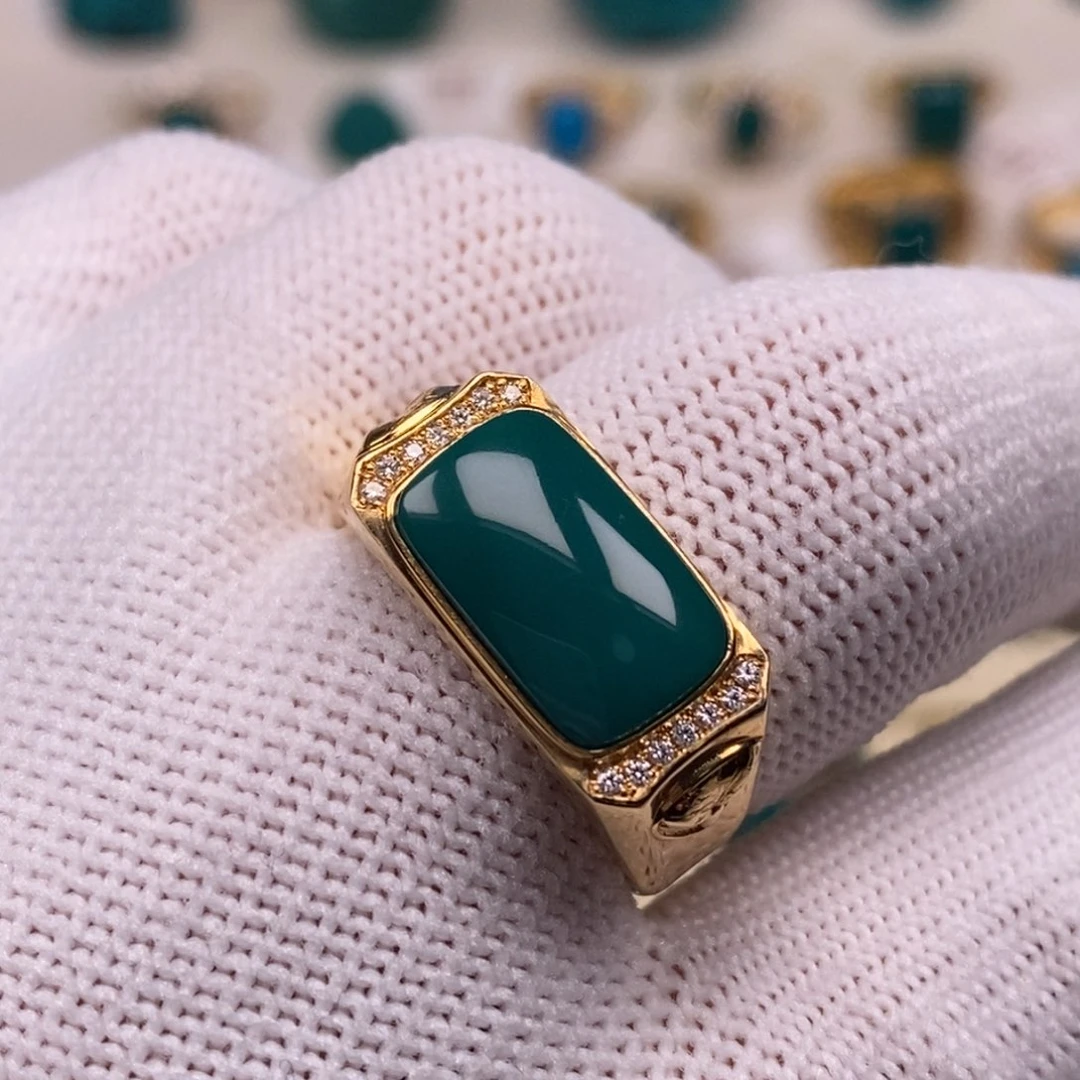 18K金镶嵌绿松石戒指我**塑