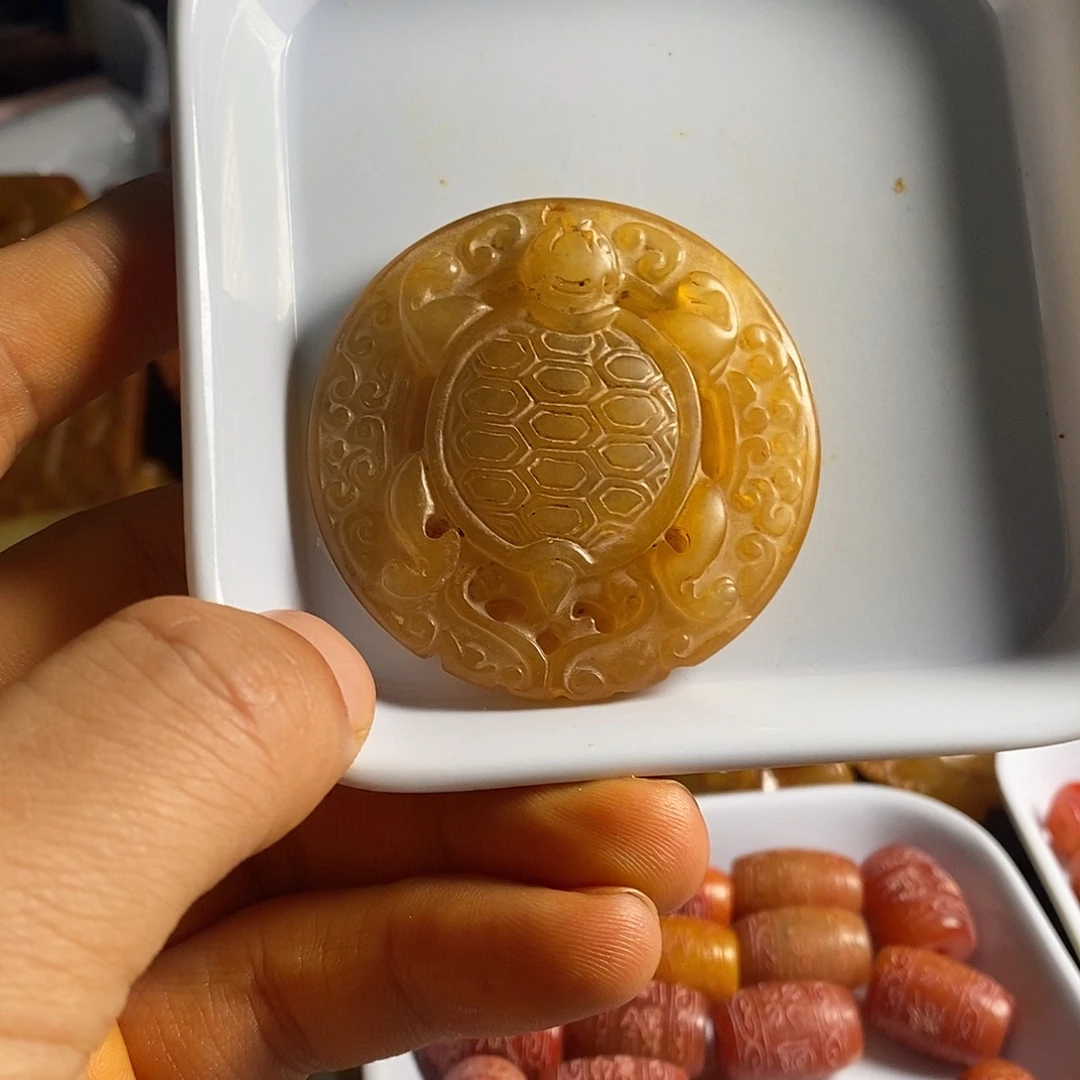 岫岩老玉（透闪石质玉）未镶嵌挂件