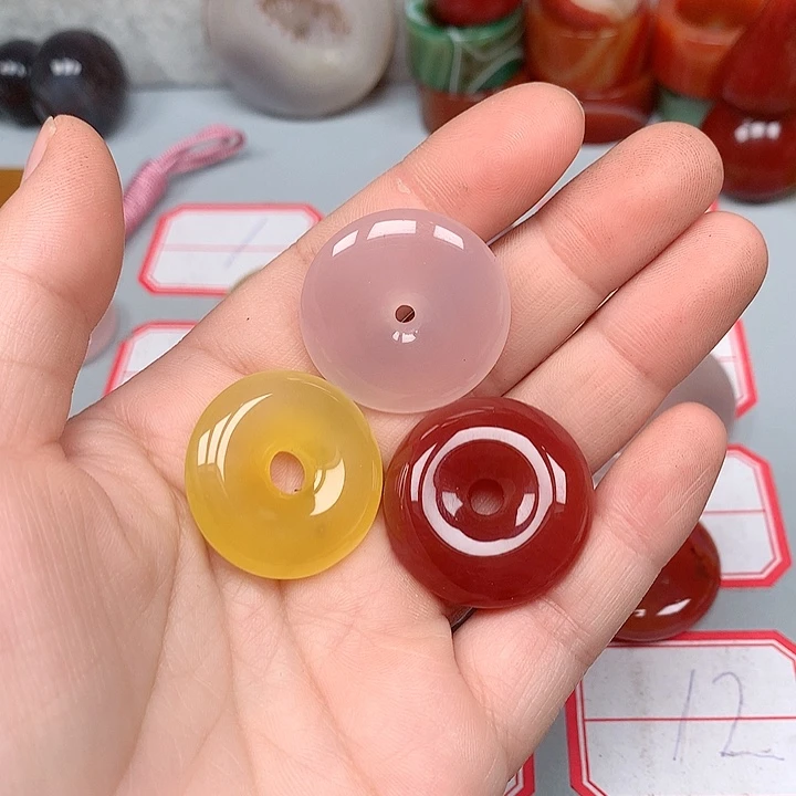 B***.未镶嵌颈饰玛瑙/玉髓