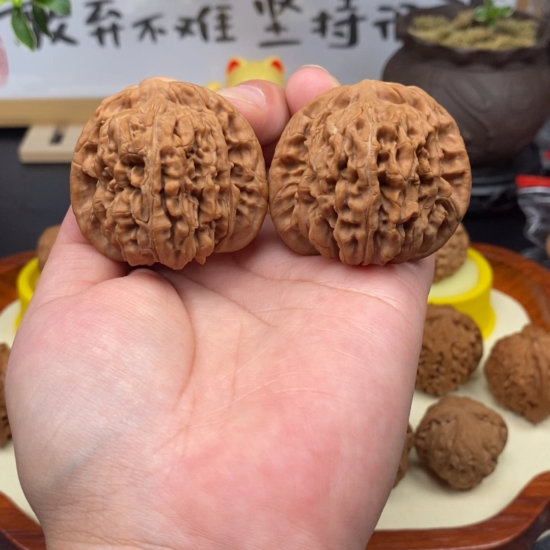 文玩核桃把件全品四座楼46✖️43✖️41重50克