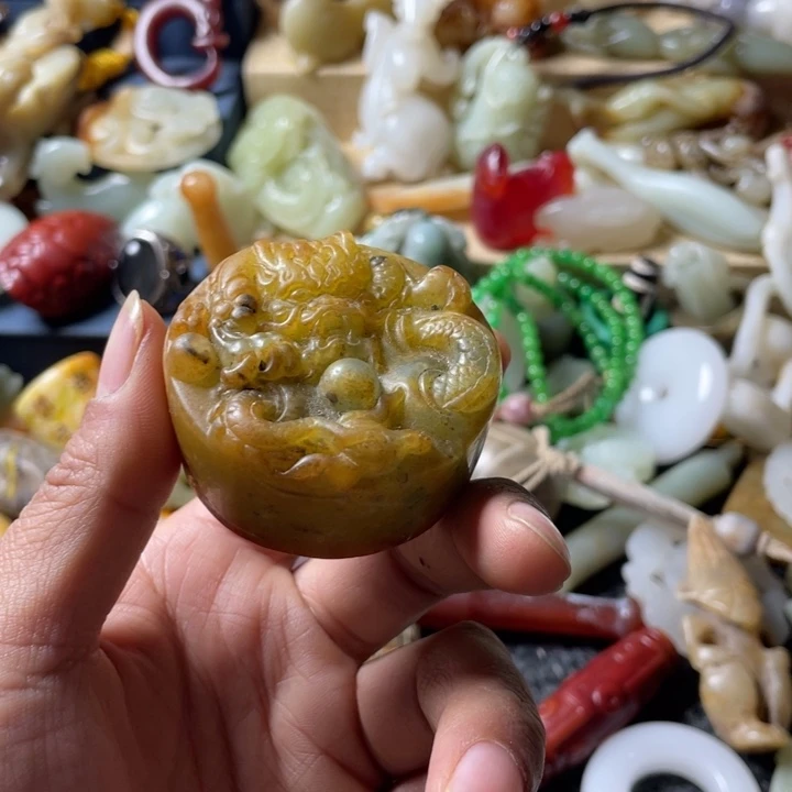 和田玉未镶嵌吊坠(不含链)