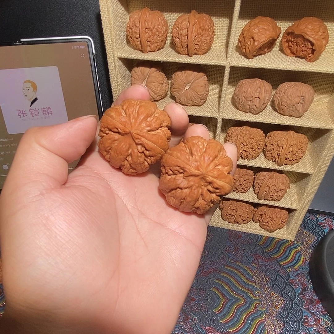 吊坠文玩核桃霸王龙