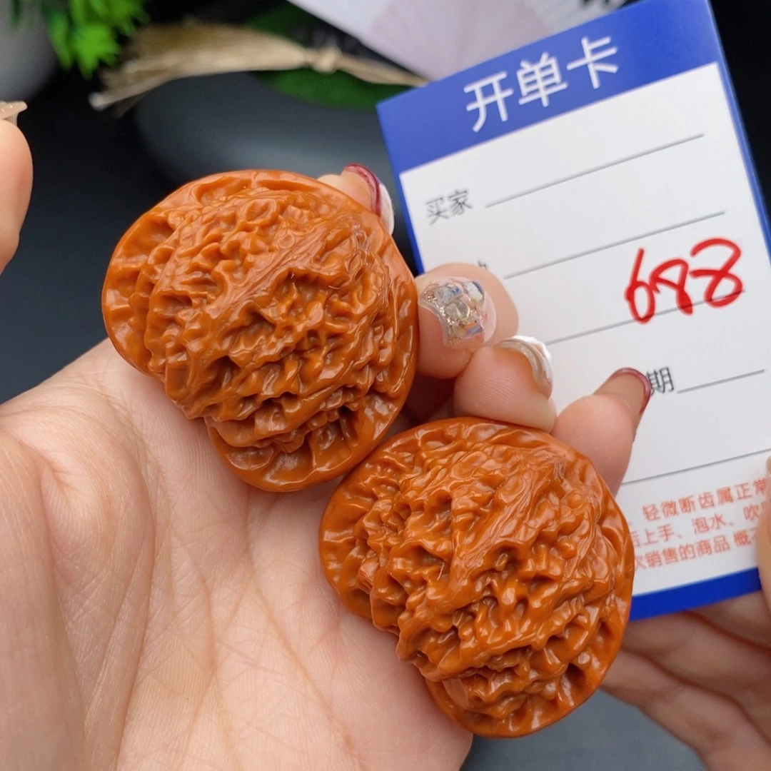 文玩核桃把件老***湖42红灯688