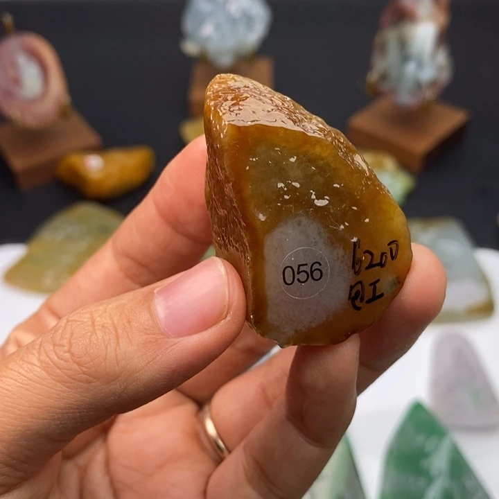 定制翡翠未镶嵌翡翠随形挂件定制