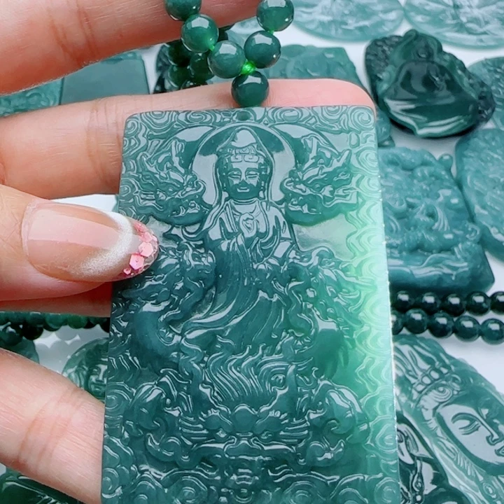 翡翠未镶嵌颈饰多样性发货天然A货翡翠