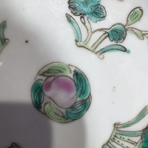 瓷片?**r瓷器。。。。。。。。