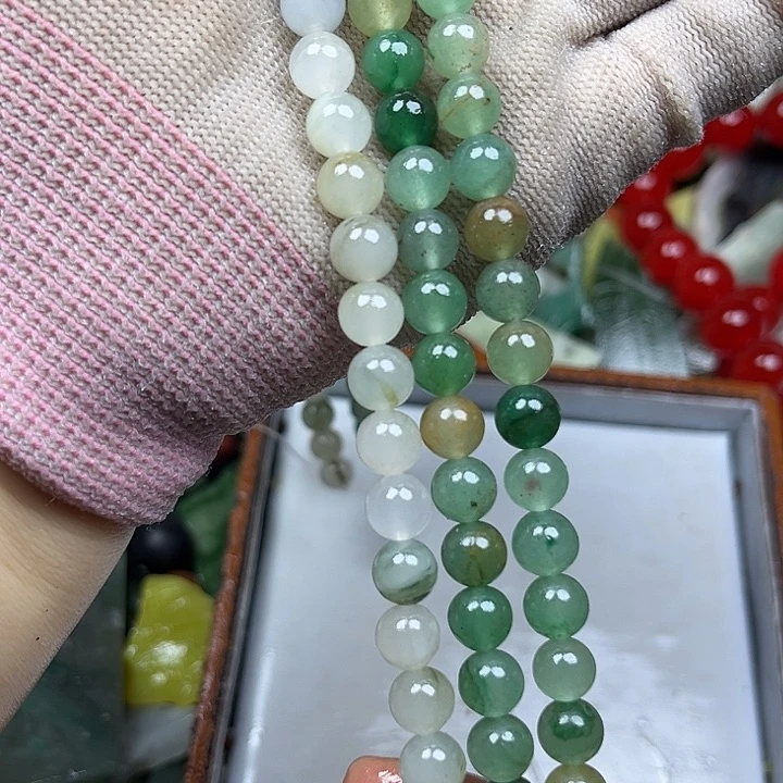 未镶嵌透闪石质玉珠宝奇石