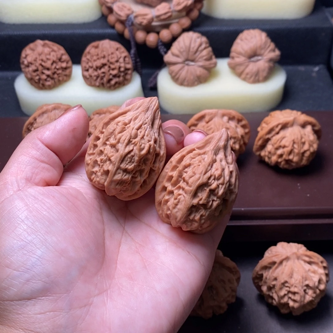 文玩核桃吊坠瓷瓶鸭嘴