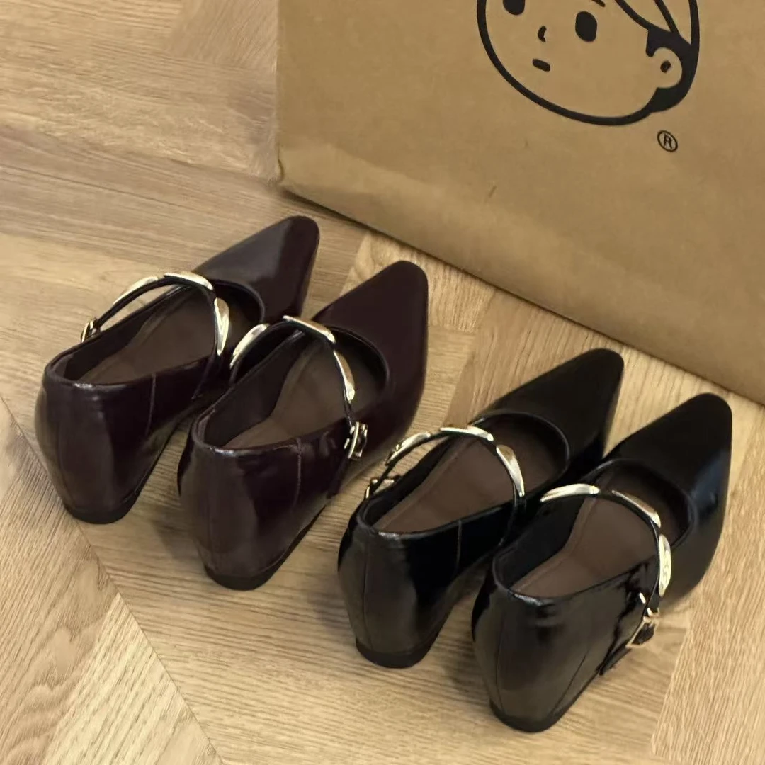 晚睡兰•内增高6cm尖头玛丽珍鞋女2025春季新款小个子百搭小皮鞋女