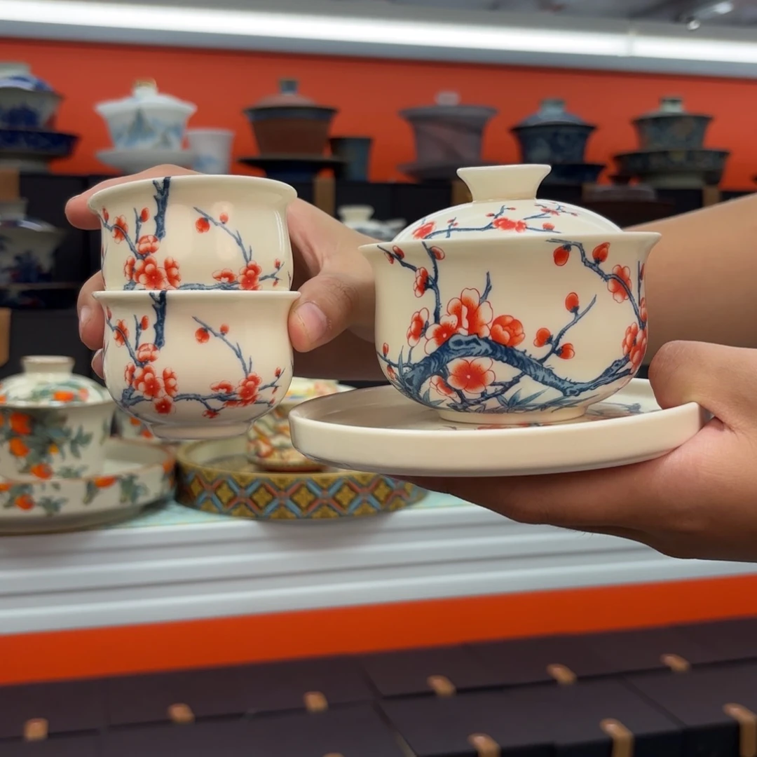 茶具是指由两块小牌子和