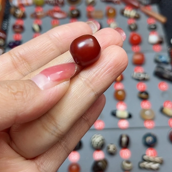 未镶嵌玛瑙/玉髓珠宝半成品呀****！