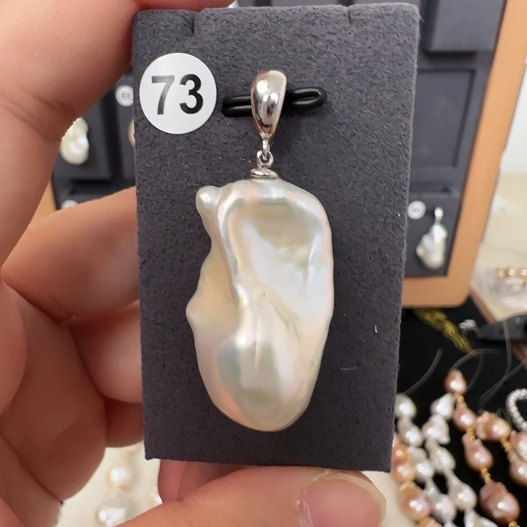 颈饰银S925镶嵌淡水珍珠