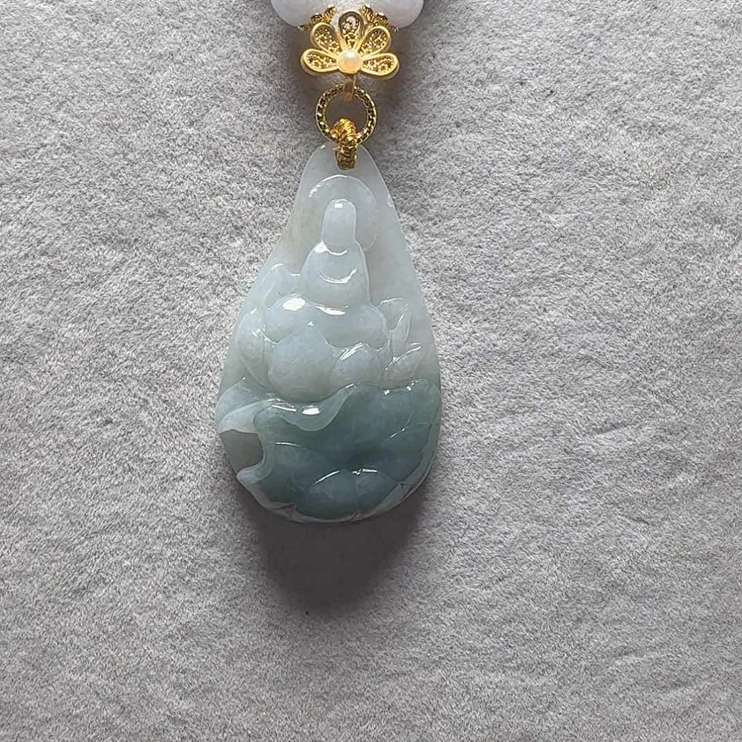 吊坠(赠链)未镶嵌翡翠