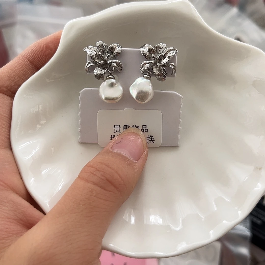 合金淡水珍珠耳饰