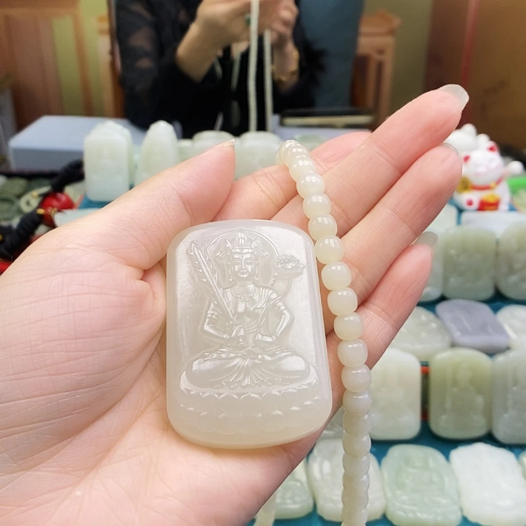 和田玉未镶嵌颈饰好*情