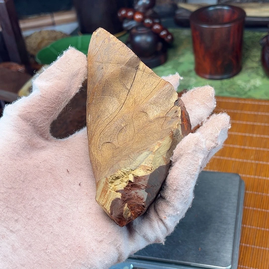 用***8檀香紫檀（小叶紫檀）
