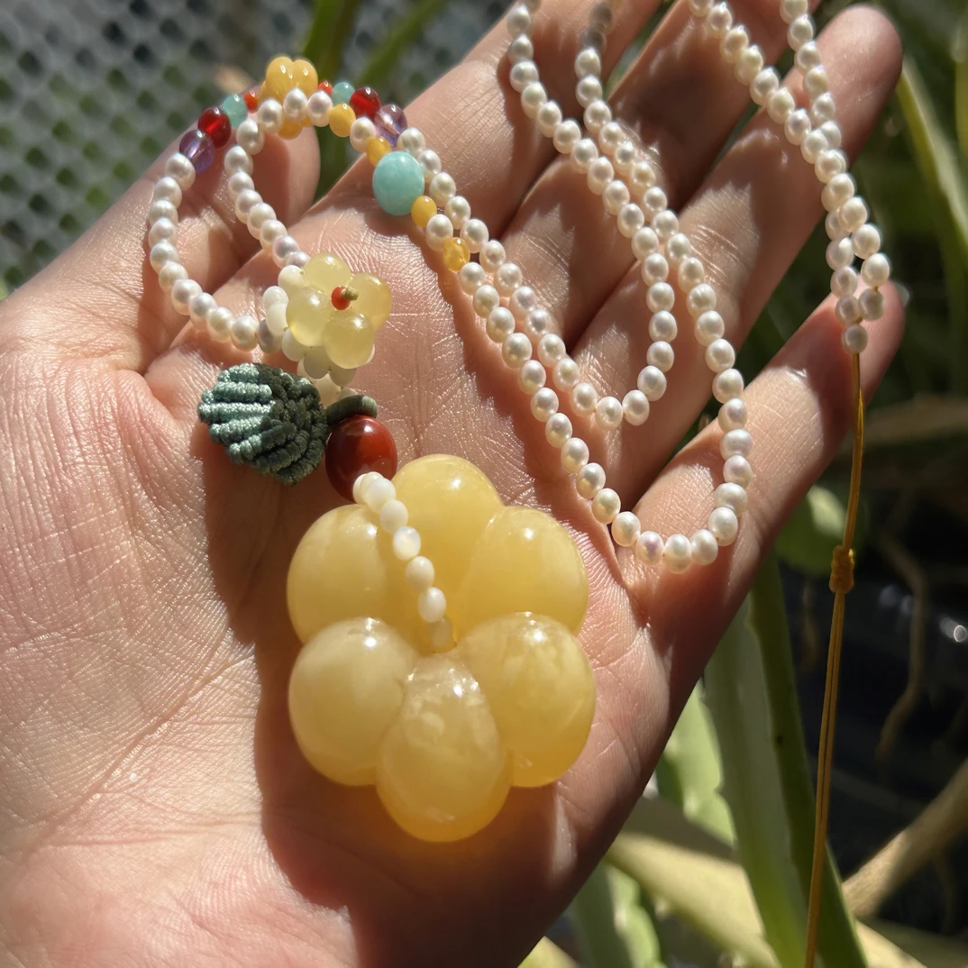 天然琥珀蜜蜡有钱花