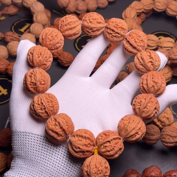 孤***妞文玩核桃手串京八棱