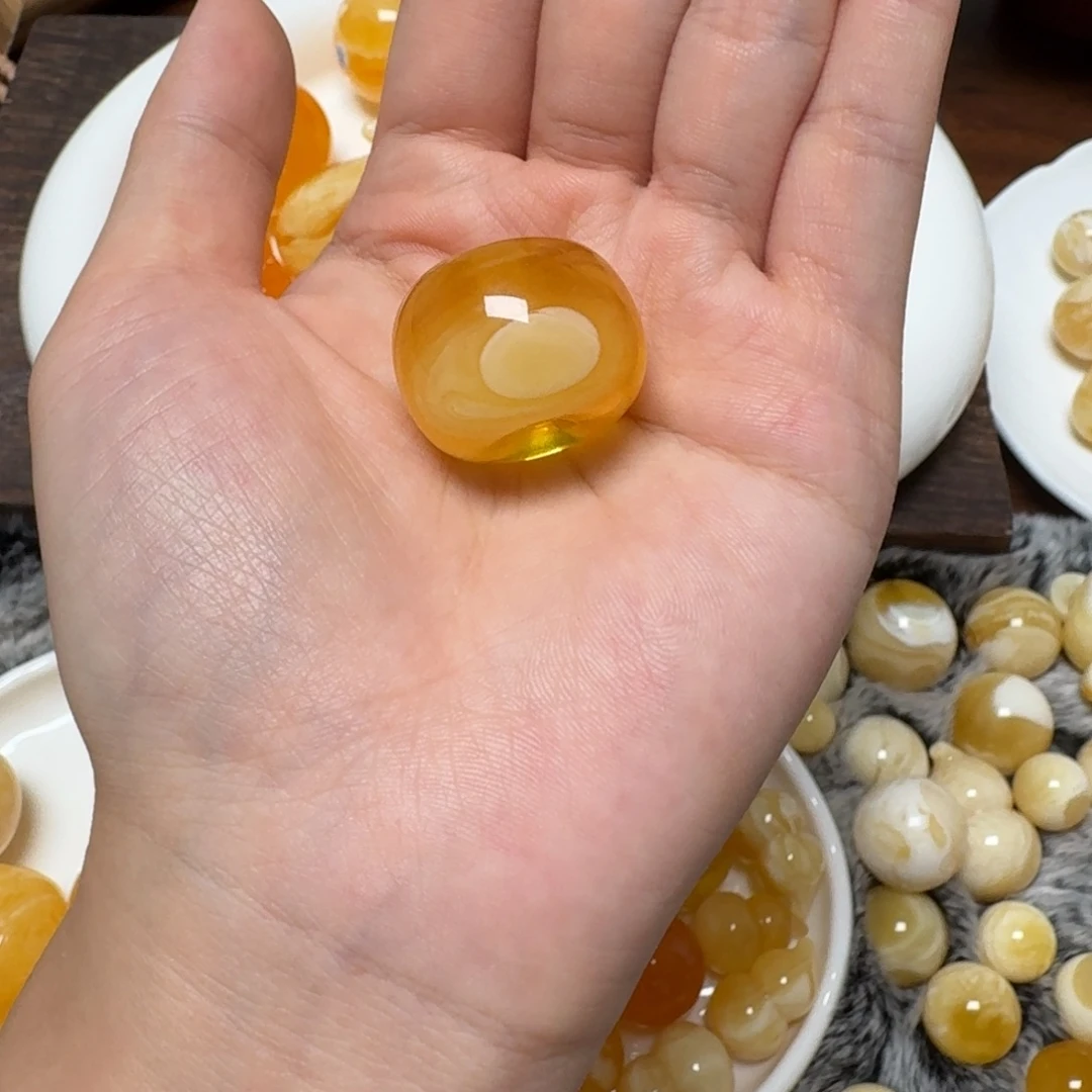 琥珀未镶嵌裸石8.18克蜜蜡吊坠