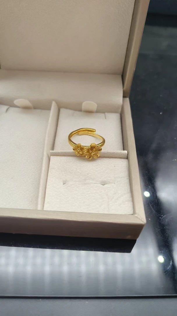 戒指  高端定制，经其百搭设计HL109