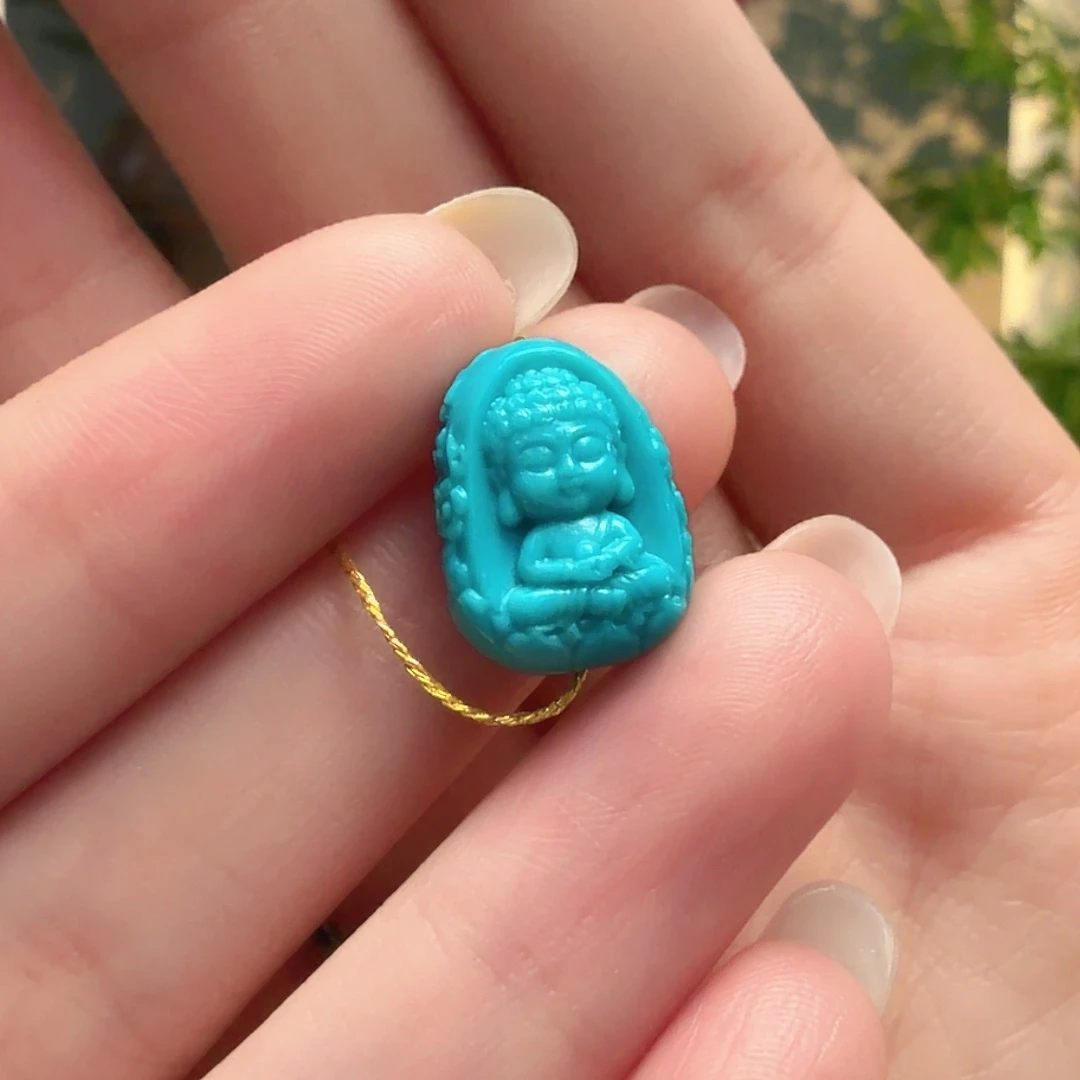 绿松石未镶嵌颈饰