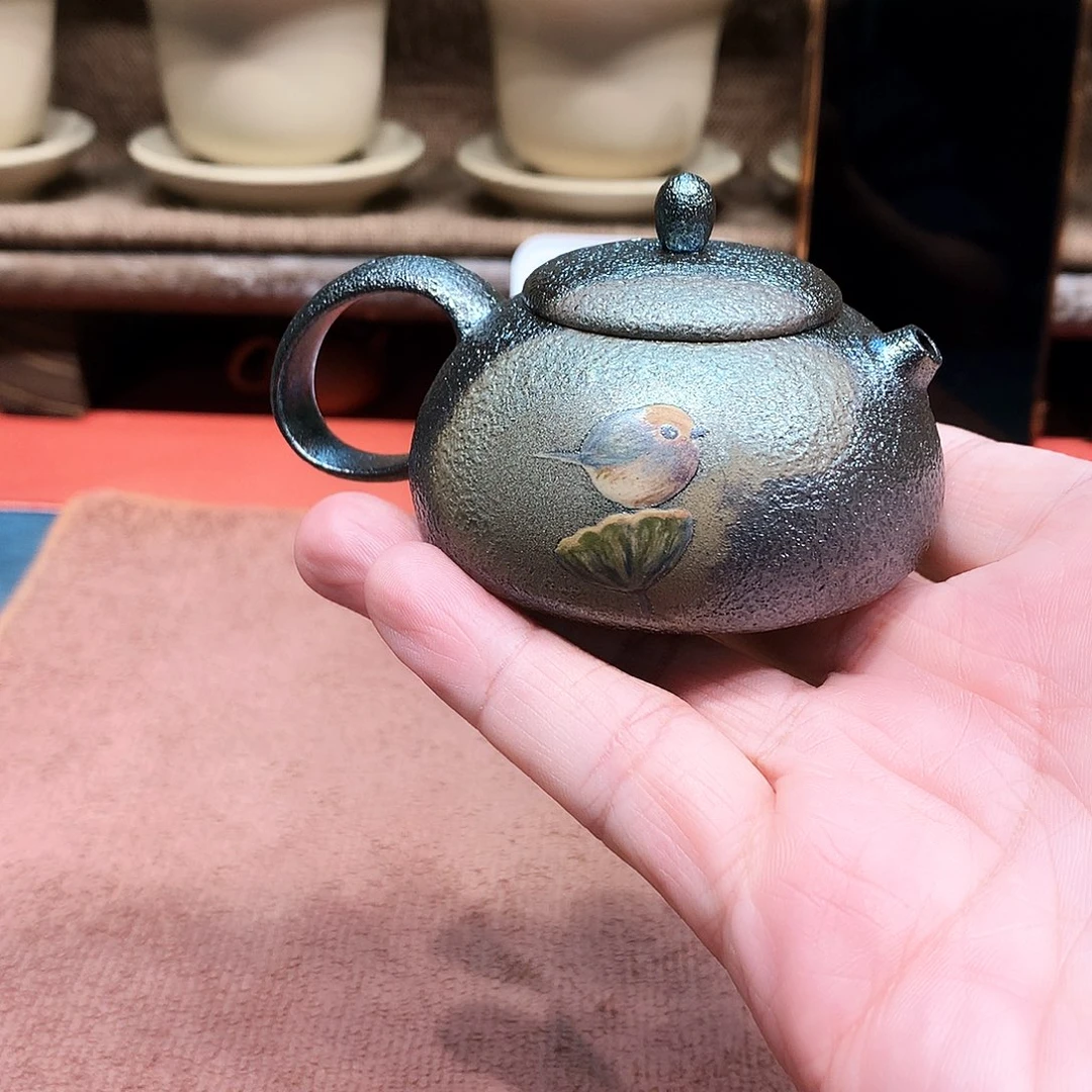 泥塑?*哥放漏肥揪迷你壶60毫升